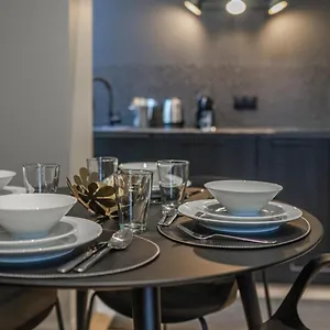 apartment-in-the-city-center-and-close-to-the-station.hotels-rhonealpes.com/